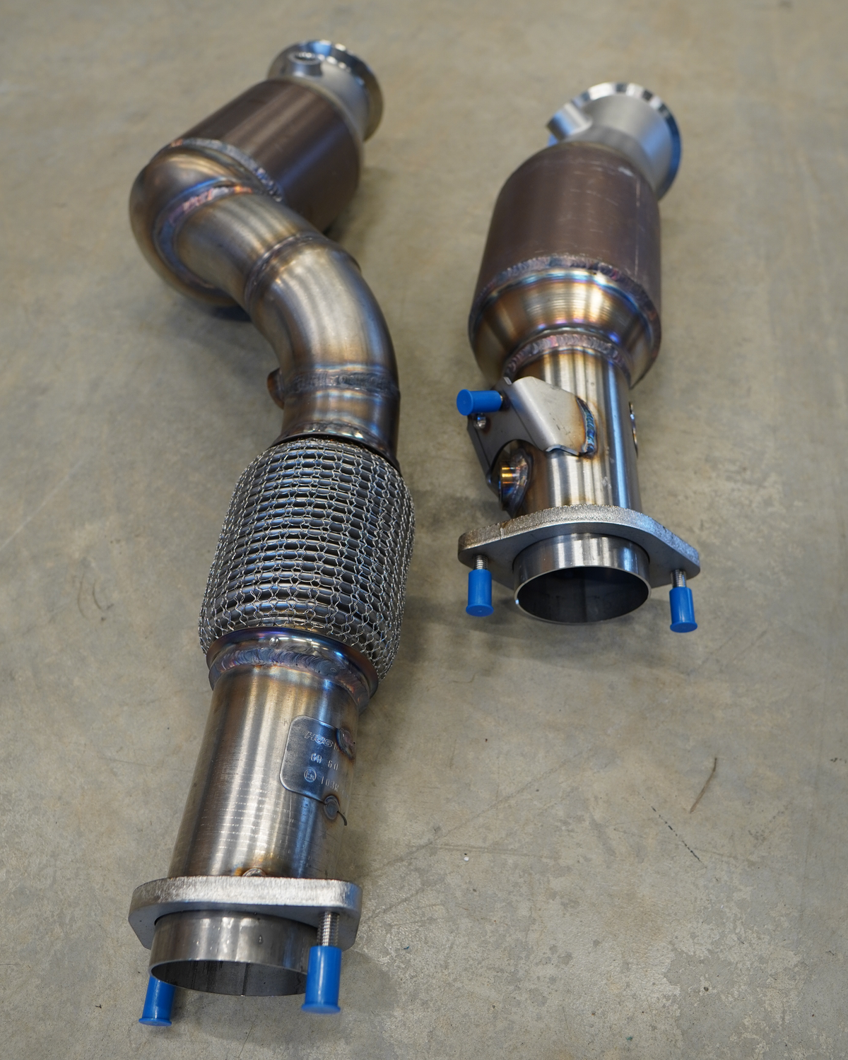 HJS 90822060 Edelstahl Downpipe Ø76mm BMW M2 M3 M4 G80 G81 G82 G87, inkl. Competition, Bj. ab 2020