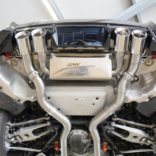 MxM Klappenabgasanlage am BMW M2 G87 verbaut, Ansicht von unten